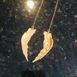 ✨👼🏼✨Angel Wings Longline Drop Earrings✨👼🏼✨